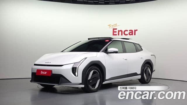 Kia EV4