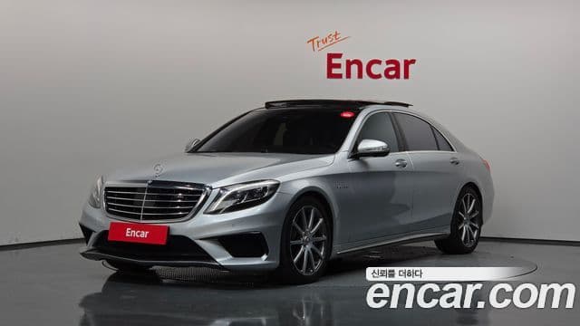 Mercedes-Benz S-Class W222