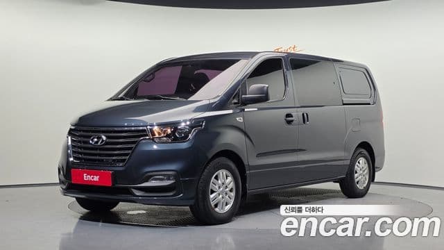 Hyundai The New Grand Starex