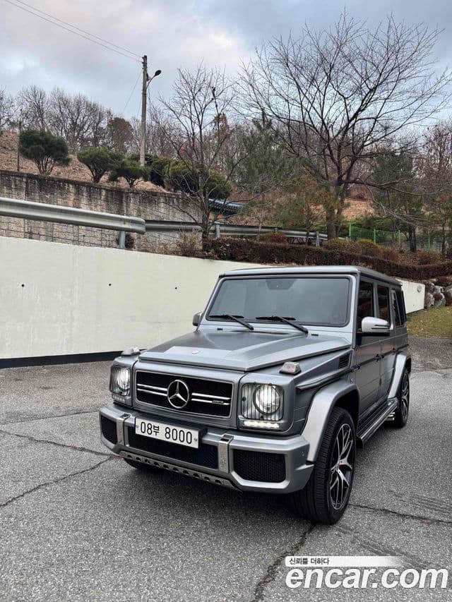 Mercedes-Benz G-Class W463