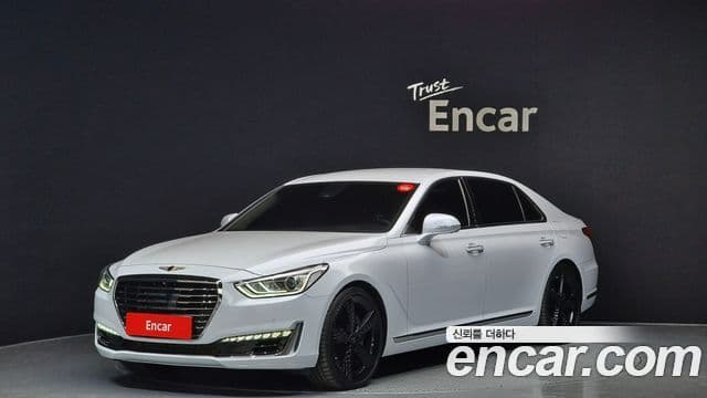 Genesis EQ900
