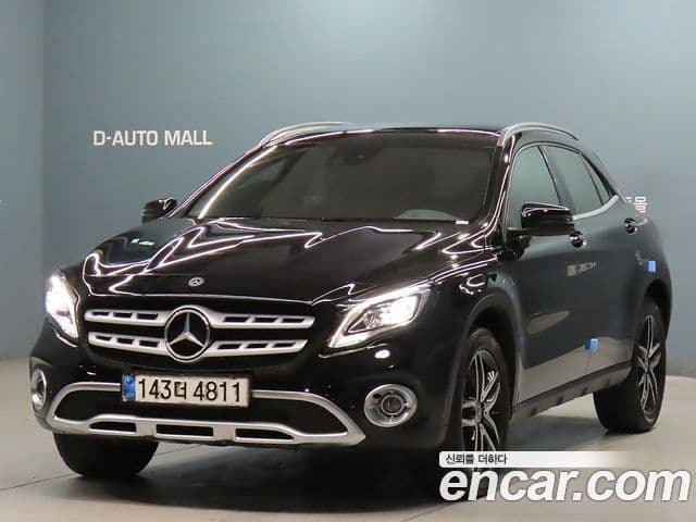 Mercedes-Benz GLA-Class X156 — 1