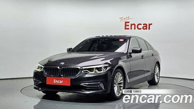 BMW 5 Series (G30)
