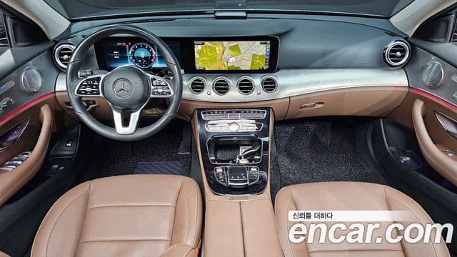 Mercedes-Benz E-Class W213 4