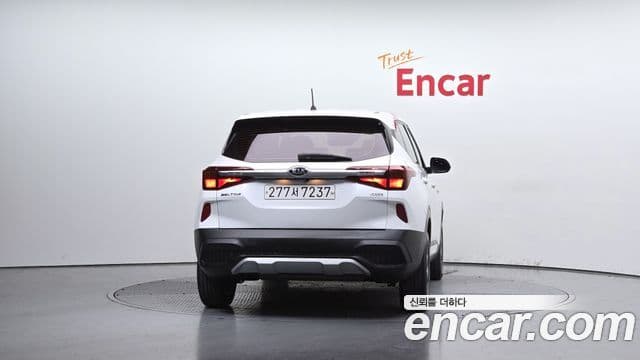 Kia Seltos 4