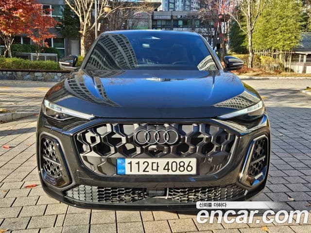 Audi Q5 (80A) 2