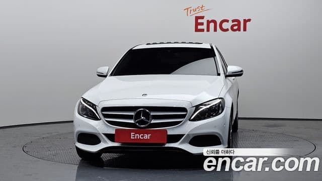 Mercedes-Benz C-Class W205 3