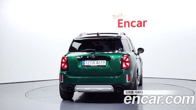 MINI Cooper S Countryman 4