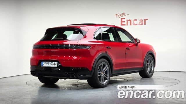 Porsche Cayenne (PO536) 2