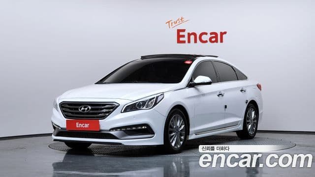 Hyundai LF Sonata 1