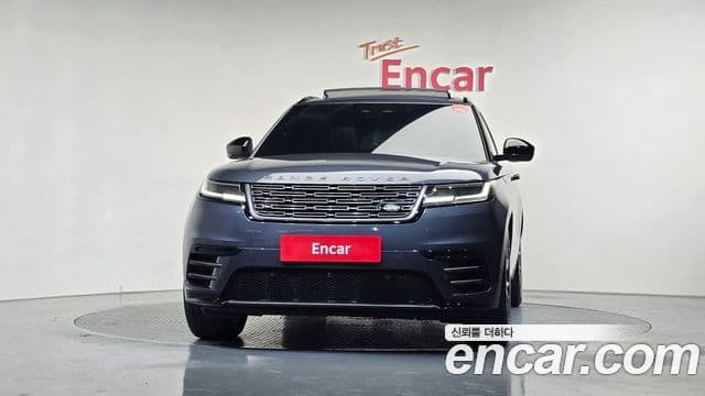 Land Rover Range Rover Velar 2