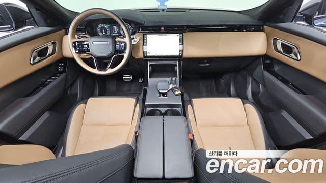 Land Rover Range Rover Velar 4