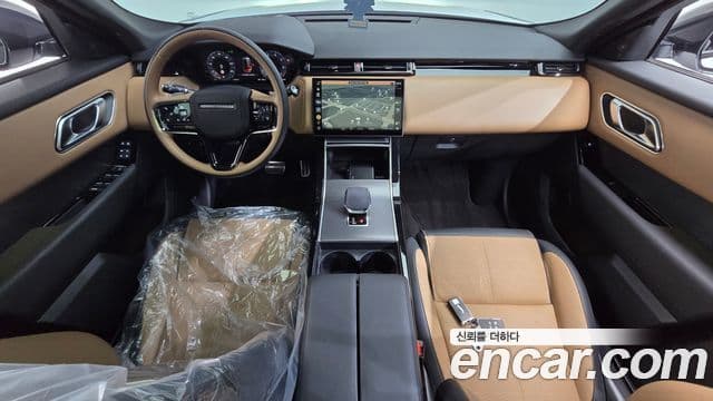 Land Rover Range Rover Velar 4