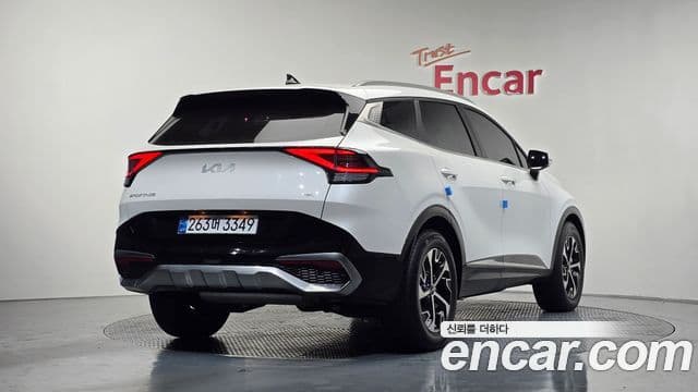Kia Sportage 5th Gen Hybrid 2