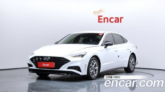 Hyundai Sonata (DN8) 1