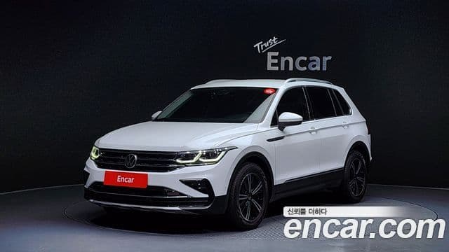Volkswagen Tiguan 2nd Gen 1