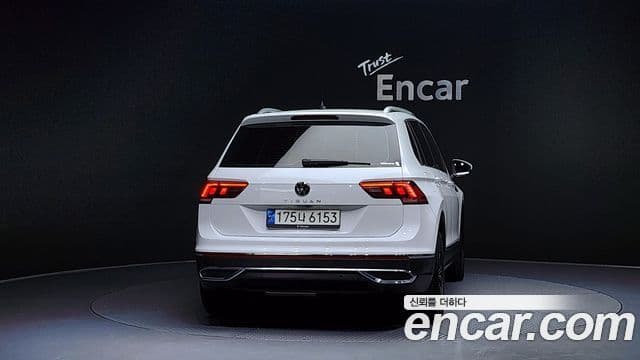Volkswagen Tiguan 2nd Gen 4