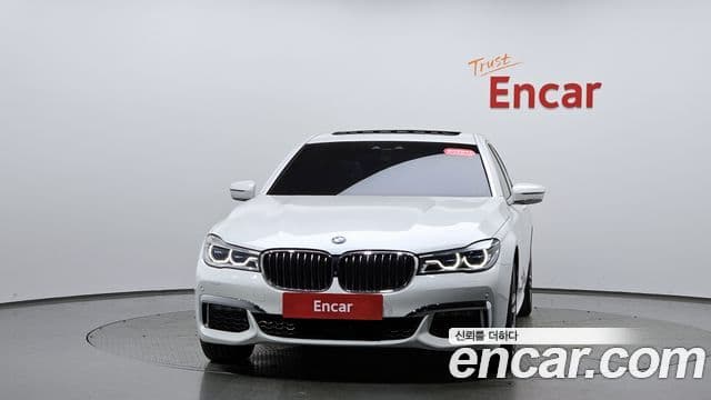 BMW 7 Series (G11) 2