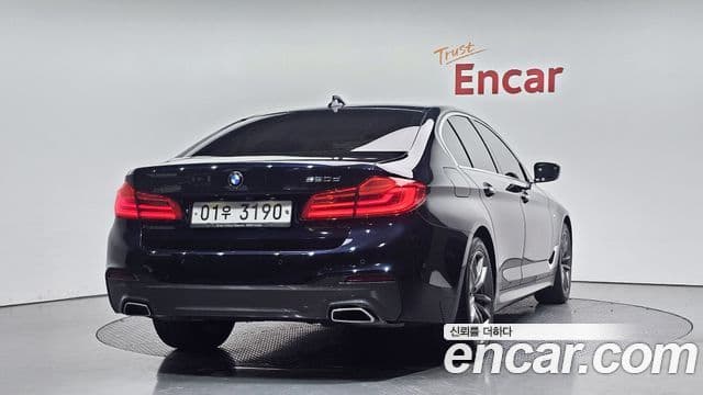 BMW 5 Series (G30) 2