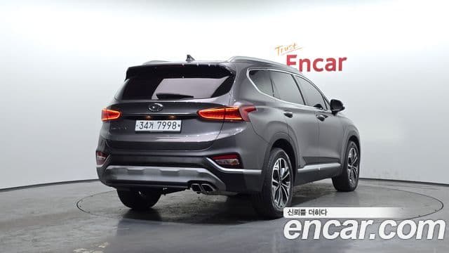 Hyundai Santa Fe TM 2