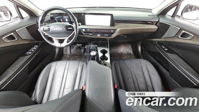 Kia K8 4