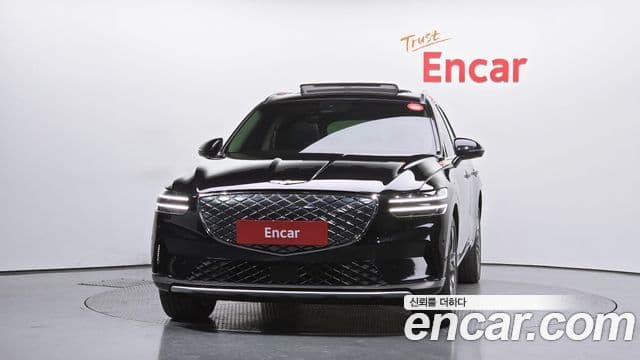 Genesis Electrified GV70 3