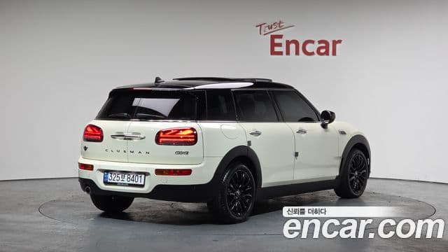 MINI Cooper Clubman 2