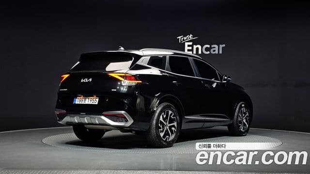 Kia Sportage 5th Gen Hybrid 2