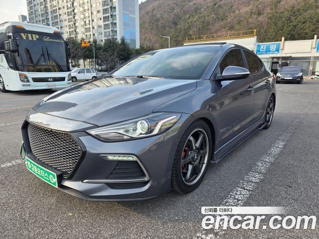 Hyundai Avante AD 1