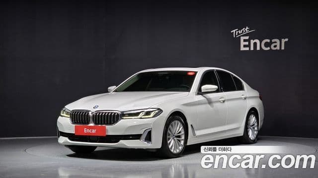 BMW 5 Series (G30)