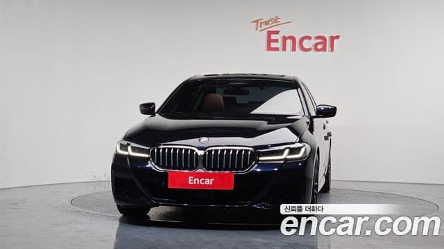 BMW 5 Series (G30) 2