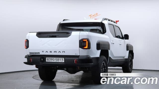 Kia Tasman 2
