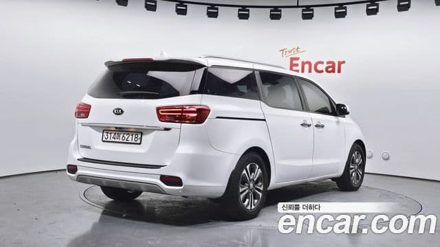 Kia The New Carnival 2