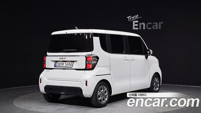 Kia The New Kia Ray 2