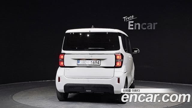 Kia The New Kia Ray 4