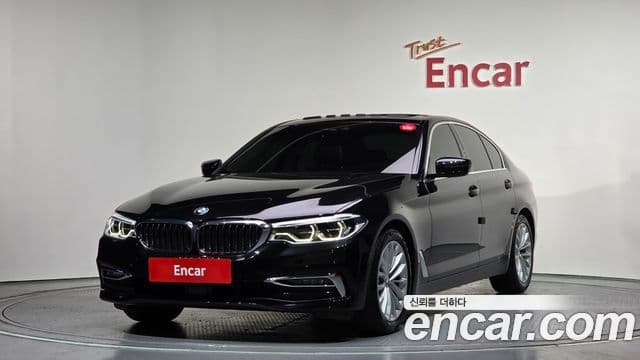 BMW 5 Series (G30)