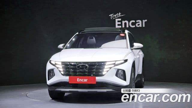 Hyundai Tucson (NX4) 3