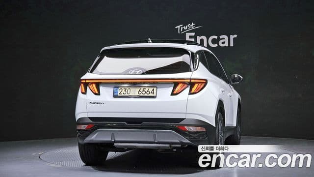 Hyundai Tucson (NX4) 4