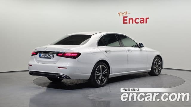 Mercedes-Benz E-Class W213 2