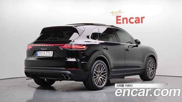 Porsche Cayenne (PO536) 2