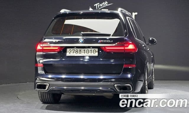BMW X7 (G07) 4