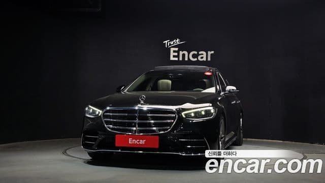 Mercedes-Benz S-Class W223 3