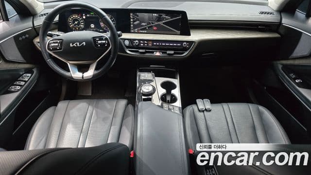 Kia K8 4