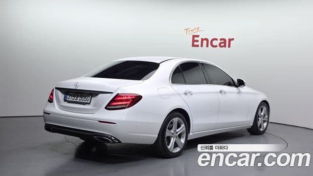 Mercedes-Benz E-Class W213 2