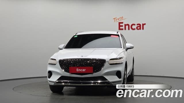 Genesis GV70 3