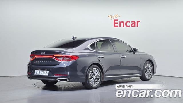 Hyundai Grandeur IG Hybrid 2
