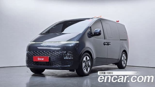Hyundai Staria — 1
