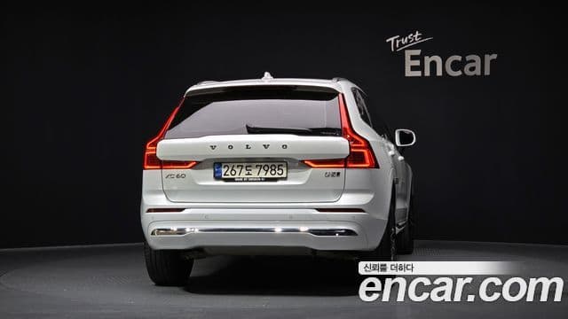 Volvo XC60 2nd Gen 4