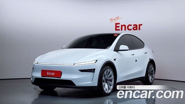 Tesla Model Y 1