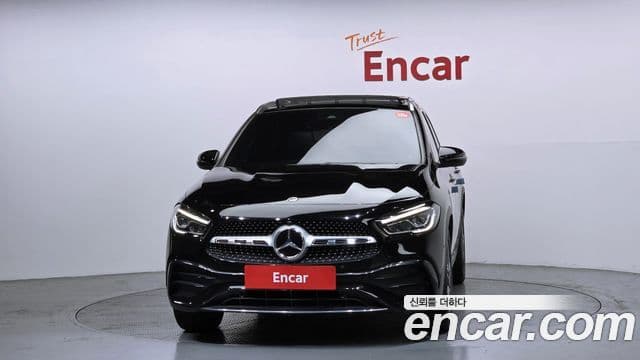 Mercedes-Benz GLA-Class H247 3
